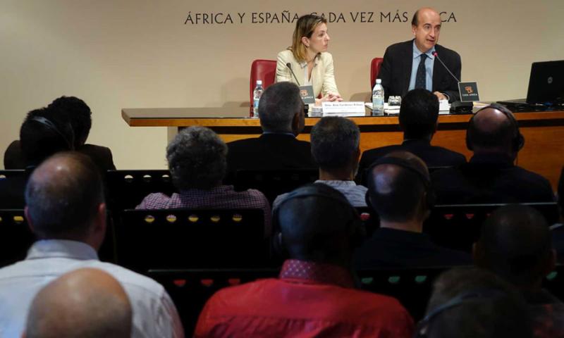 Los mandos policiales euroafricanos conocen Casa África