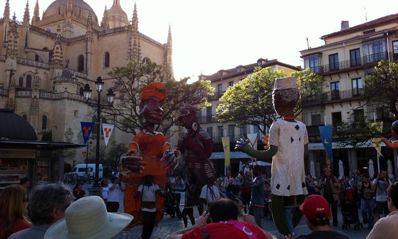 Titirimundi brilla en Segovia