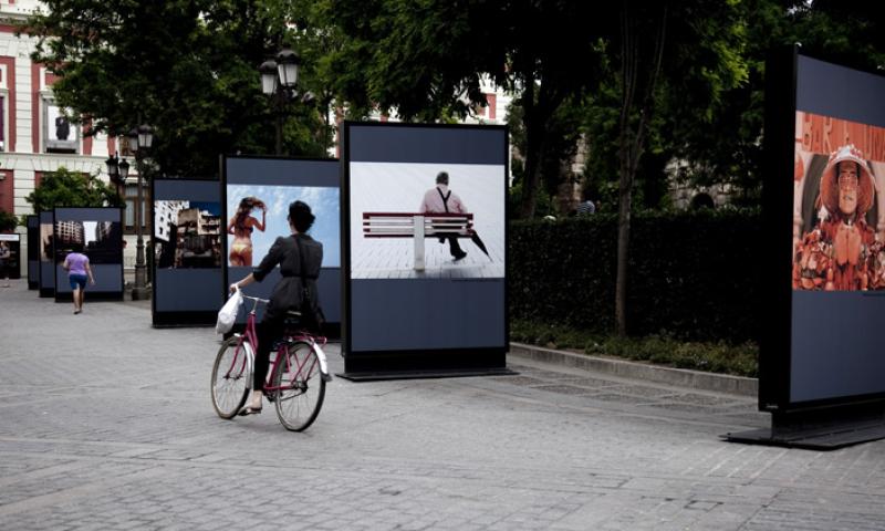 Las miradas africanas sobre siete ciudades españolas se fijan en las calles de Sevilla