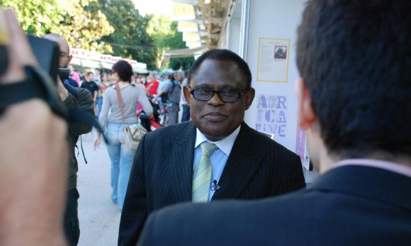 Casa África presenta sus publicaciones en la Feria del Libro de Madrid
