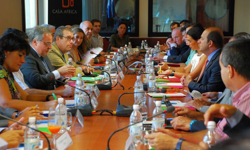 El embajador de España en Guinea Bissau se reúne con empresarios y autoridades en Casa África
