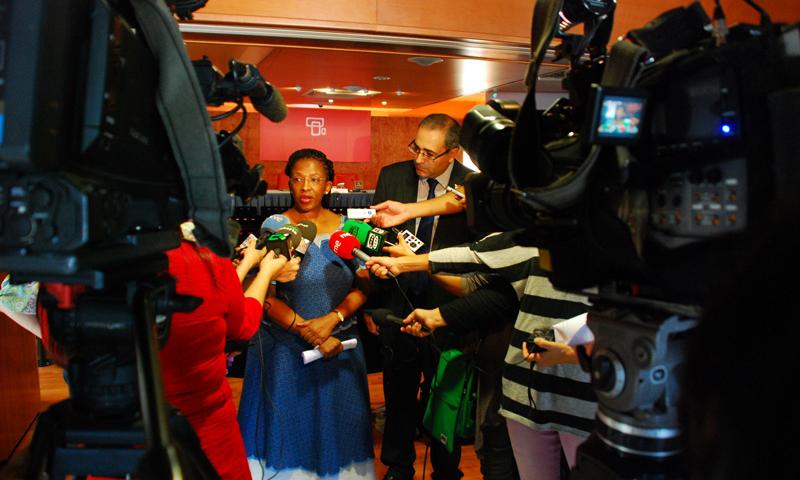 La embajadora de Sudáfrica expone en Casa África las oportunidades de negocio en el país