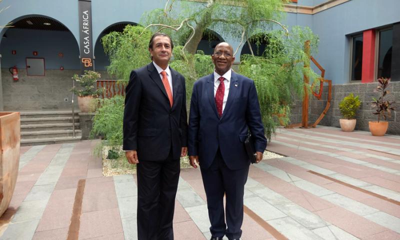 El embajador de Sudáfrica en España, de visita institucional en Gran Canaria
