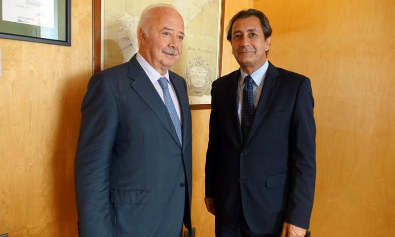 Luis Padrón visita la Autoridad Portuaria de Santa Cruz de Tenerife