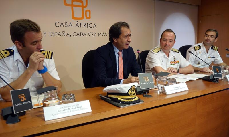 La Armada española explica en Casa África sus misiones en aguas de Somalia y el Golfo de Guinea