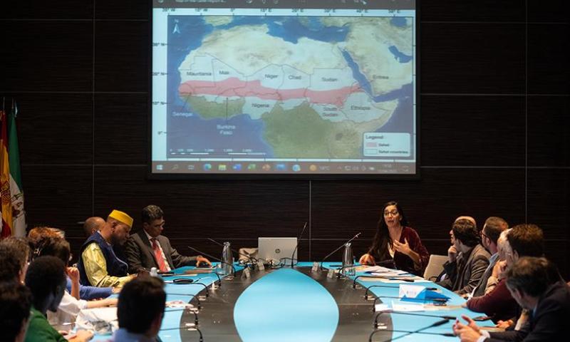 “La descentralización de Mali no es por la yihad, sino por su economía criminal”