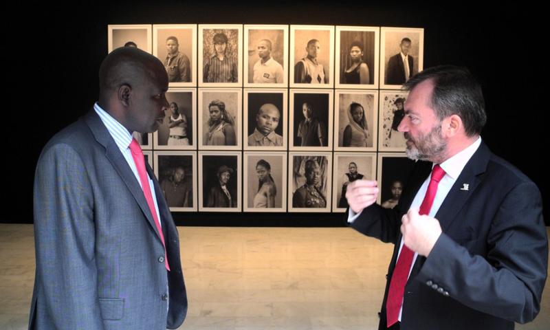 El embajador de Kenia en España, de visita en Casa África