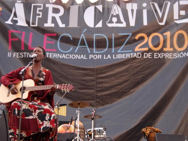 Conciertos Festival Internacional por la Libertad de Expresión (FILE) en Cádiz. África Vive, 2010