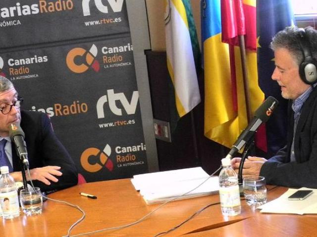 Programa de radio Ahora África de Canarias Radio. Presentación de Binter y entrevista a Santiago Martínez-Caro, Director General de Casa África
