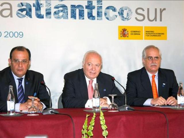 - Declaración firmada para conformar el Espacio Atlántico Euroafricano, firmado en 2010