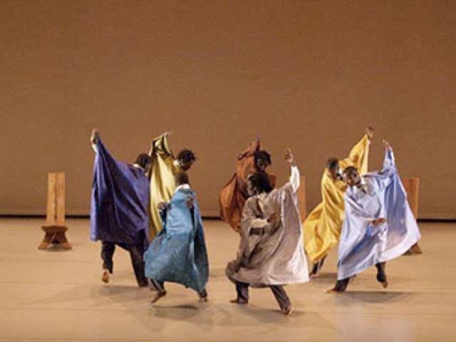 Compañía Jant-Bi. Espectaculo Waxtaan