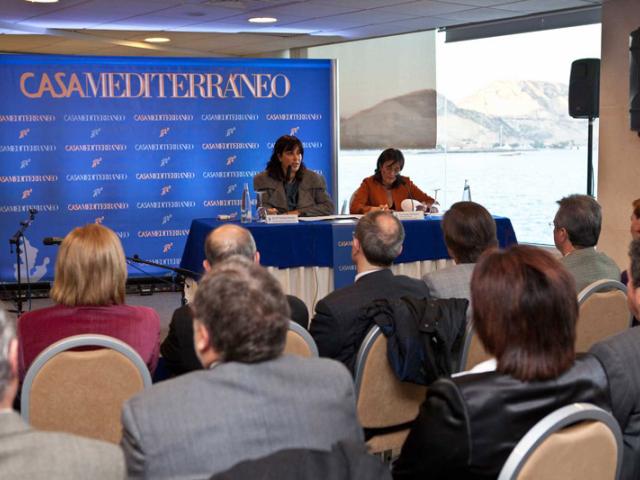 La secretaria de Estado de Cooperación Internacional preside la presentación oficial de Casa Mediterráneo a la sociedad alicantina