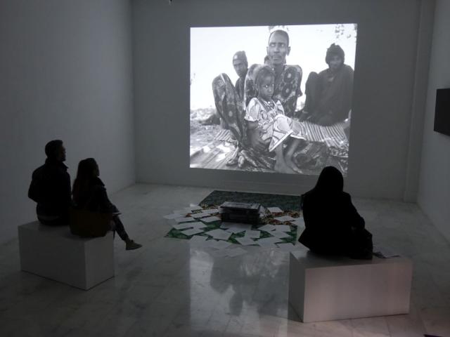 La vida de los Nómadas del Sahel, un foto-relato de Martín Caparrós y Samuel Aranda, en Casa África