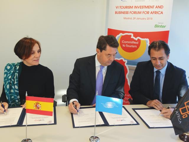0218_firmainvestour.jpg