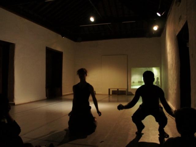 Los bailarines Julie Iarisoa y Yaya Sarrie se concentran en La Gomera hasta el 9 de marzo