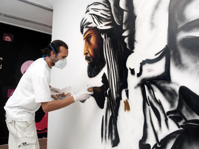 'Graffrica. Arte Urbano Africano' transforma las salas de exposición de Casa África