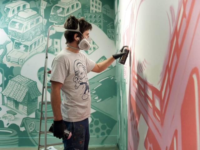 'Graffrica. Arte Urbano Africano' transforma las salas de exposición de Casa África