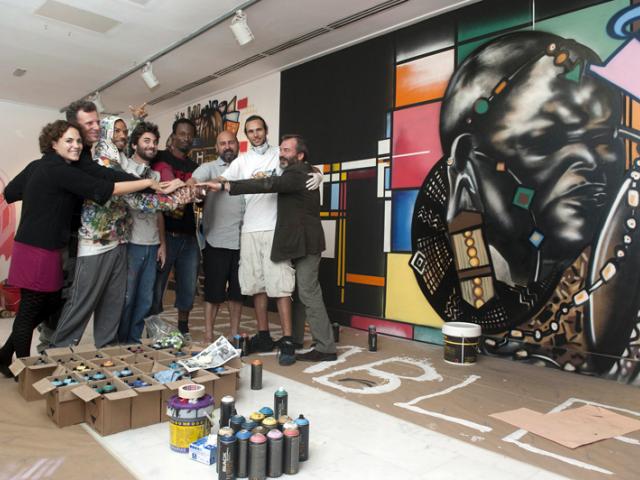 'Graffrica. Arte Urbano Africano' transforma las salas de exposición de Casa África