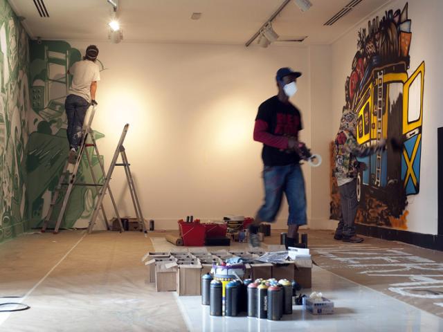 'Graffrica. Arte Urbano Africano' transforma las salas de exposición de Casa África