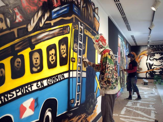 'Graffrica. Arte Urbano Africano' transforma las salas de exposición de Casa África