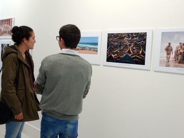 Casa África inaugura la exposición «Momentos de África Andando»