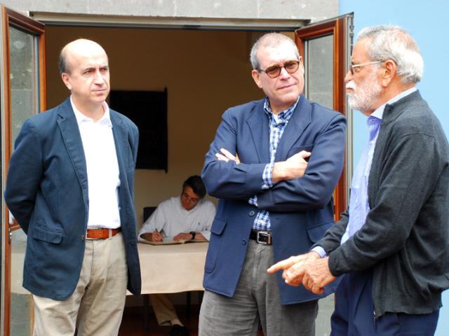 Una delegación de Cruz Roja, encabezada por su vicesecretario general, visita Casa África