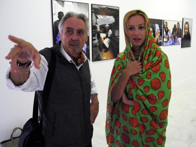 Los fotógrafos Nezha Alaoui y Ángel Luis Aldai dialogan en Casa África sobre la vida en el desierto del Sáhara