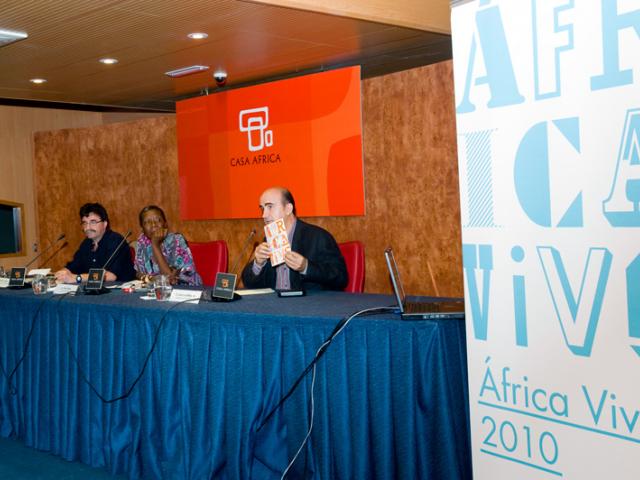 La voz de María Nsue, protagonista de 'Letras Africanas' en Casa África y el TEA