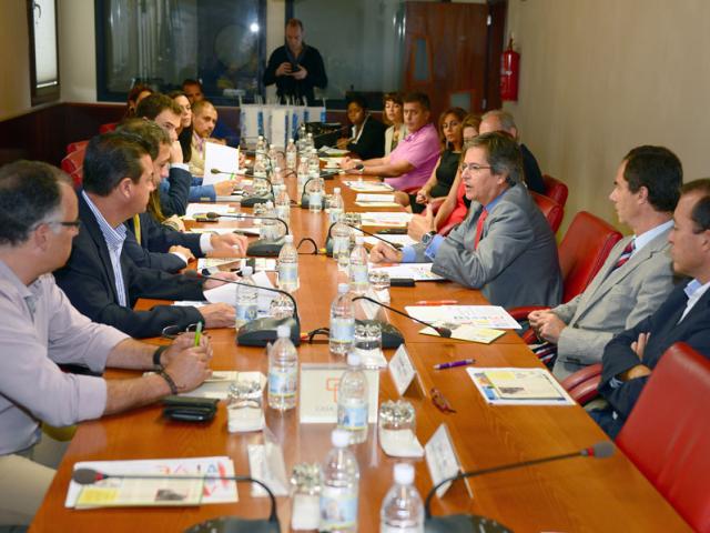 La Fundación Puertos y Casa África reconocen el apoyo de las empresas patrocinadoras de la Media Maratón