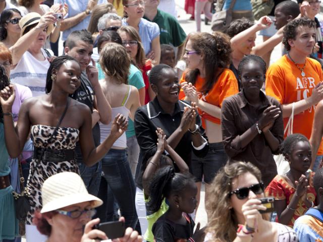 Más de 5.000 personas celebran África Vive en Las Palmas de Gran Canaria