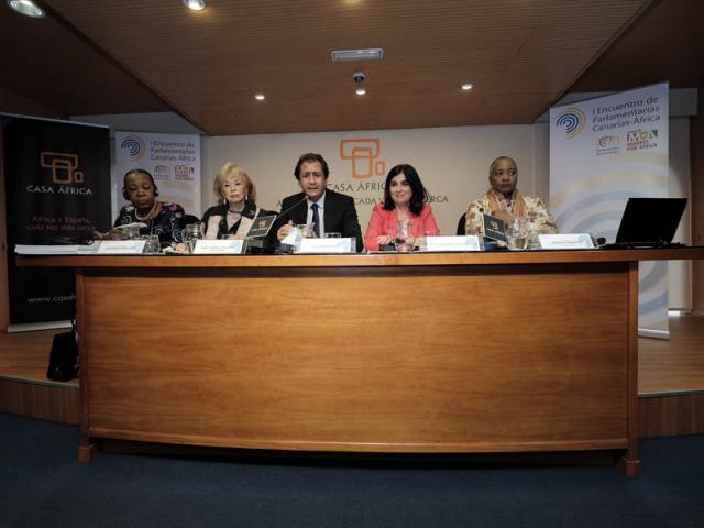 El I Encuentro de Parlamentarias Canarias-África concluye en Casa África