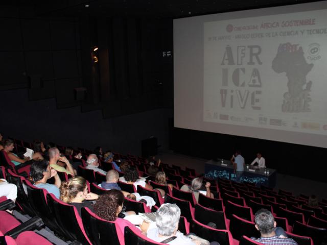 La explotación de los recursos africanos protagoniza el Cine+Foro África Sostenible
