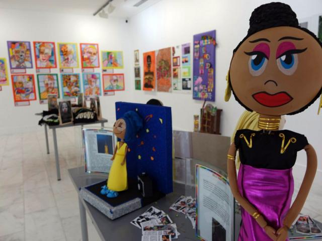 Casa África inaugura la exposición «Enseñar África»
