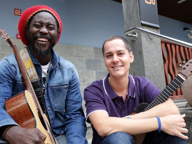 La música senegalesa y el timple canario se unen para celebrar el Día de África