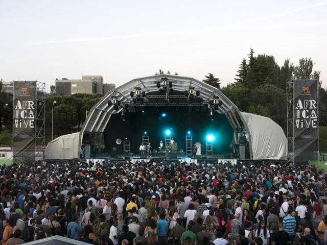 Más de 16.000 personas se despiden de África Vive en Madrid con Salif Keita, Alpha Blondy y Konono nº1