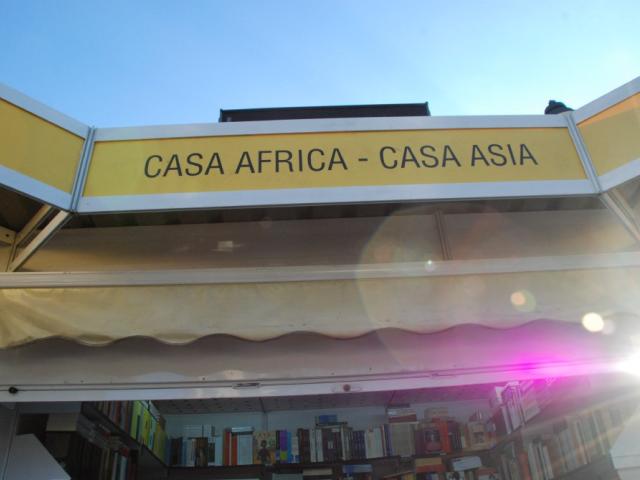 Casa África presenta sus publicaciones en la Feria del Libro de Madrid