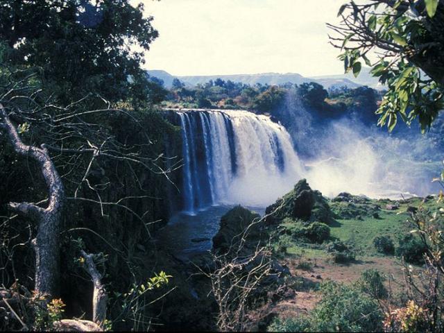 Un libro narra el curso del Nilo Azul desde el Lago Tana hasta Jartum