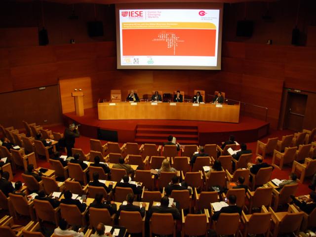 Las economías emergentes africanas muestran su potencial en tiempos de crisis ante el empresariado de Barcelona