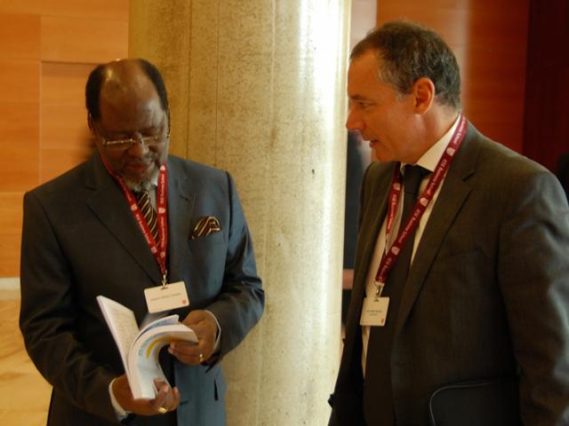 Las economías emergentes africanas muestran su potencial en tiempos de crisis ante el empresariado de Barcelona