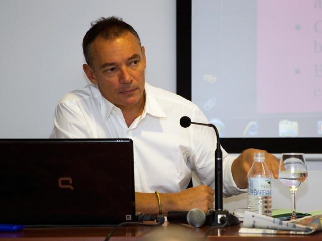 Luis Padilla: "La mujer es el verdadero motor económico de África"