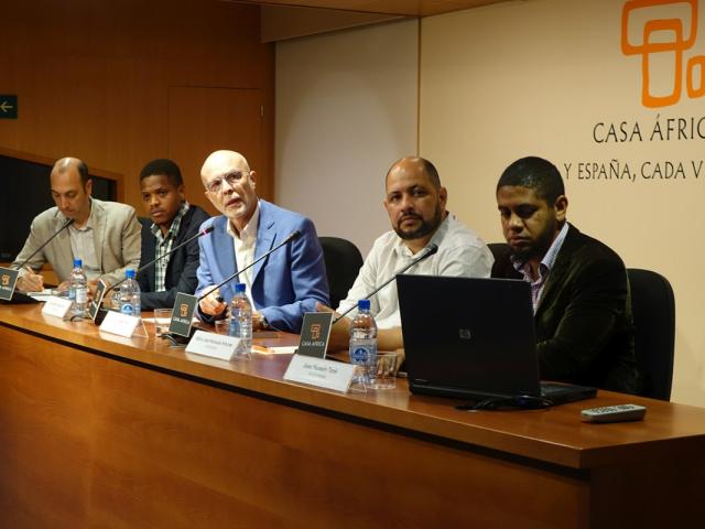Casa África abre el curso con una mesa redonda sobre la cooperación sanitaria de Canarias con Mozambique