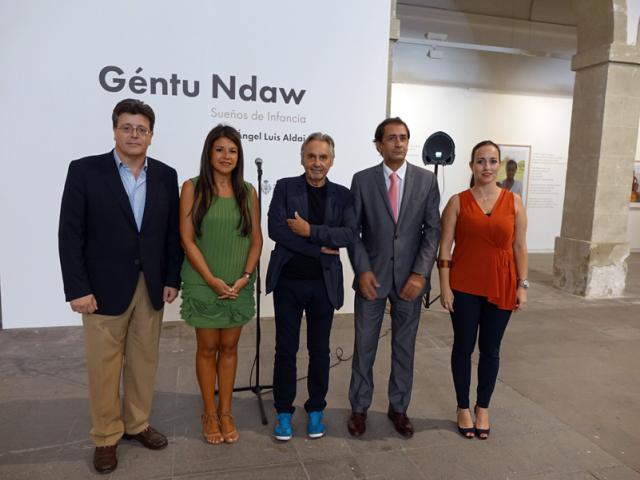 Ángel Luis Aldai muestra sus retratos de la infancia africana en La Recova de Santa Cruz de Tenerife