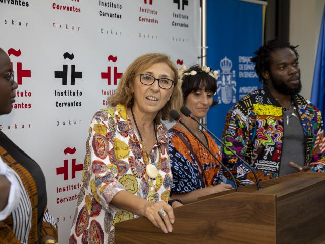 La directora del Cervantes, Concha Barceló Estevan, durante la inauguración de la muestra ©Patricia Esteve