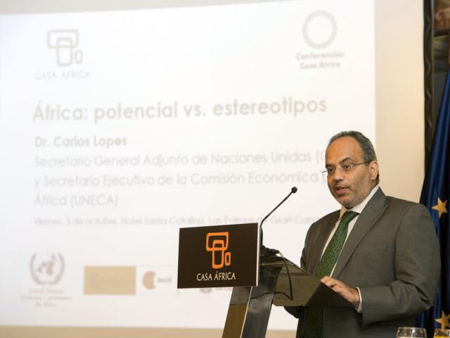 La industrialización de África, pilar de la conferencia de Carlos Lopes sobre el potencial económico africano