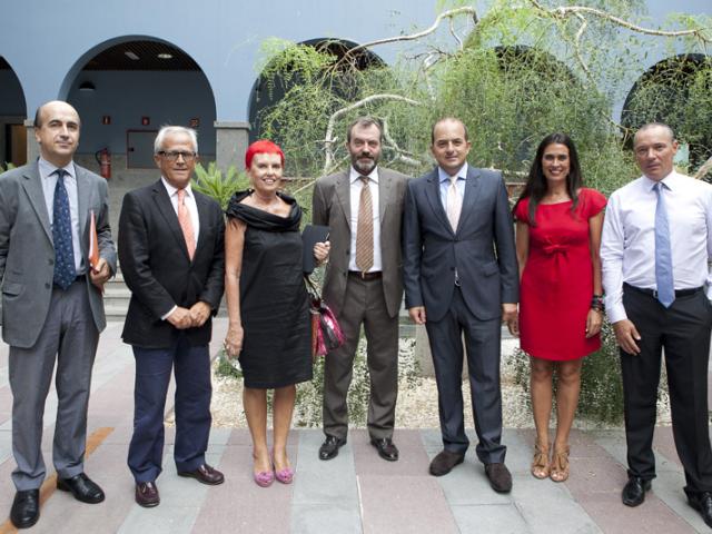 Visita institucional del Alcalde de Las Palmas de Gran Canaria, Juan José Cardona, a Casa África
