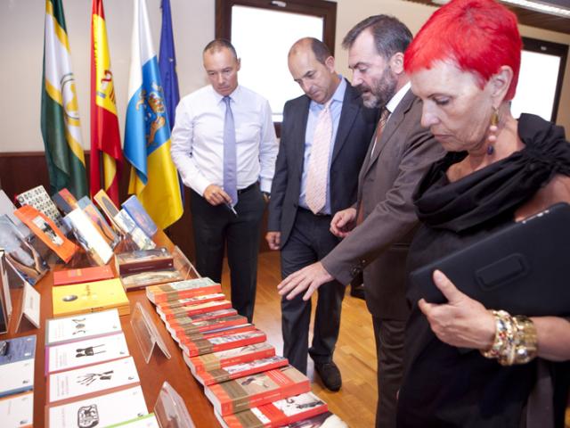 Visita institucional del Alcalde de Las Palmas de Gran Canaria, Juan José Cardona, a Casa África