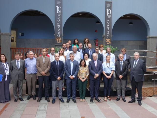 El Parlamento de Canarias presenta en Casa África su informe «Movimientos mixtos de población y derechos humanos: una respuesta civilizada»