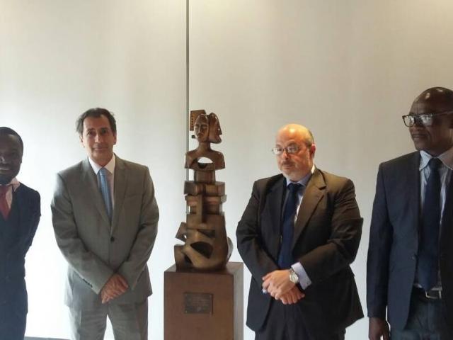 El director general de Casa África visita Guinea Ecuatorial