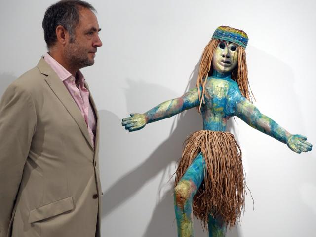 La escultura en madera de Fernando Nguema ocupa las salas expositivas de Casa África este otoño