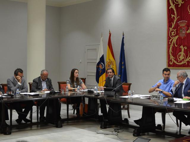 El director general de Casa África comparece ante el Parlamento de Canarias